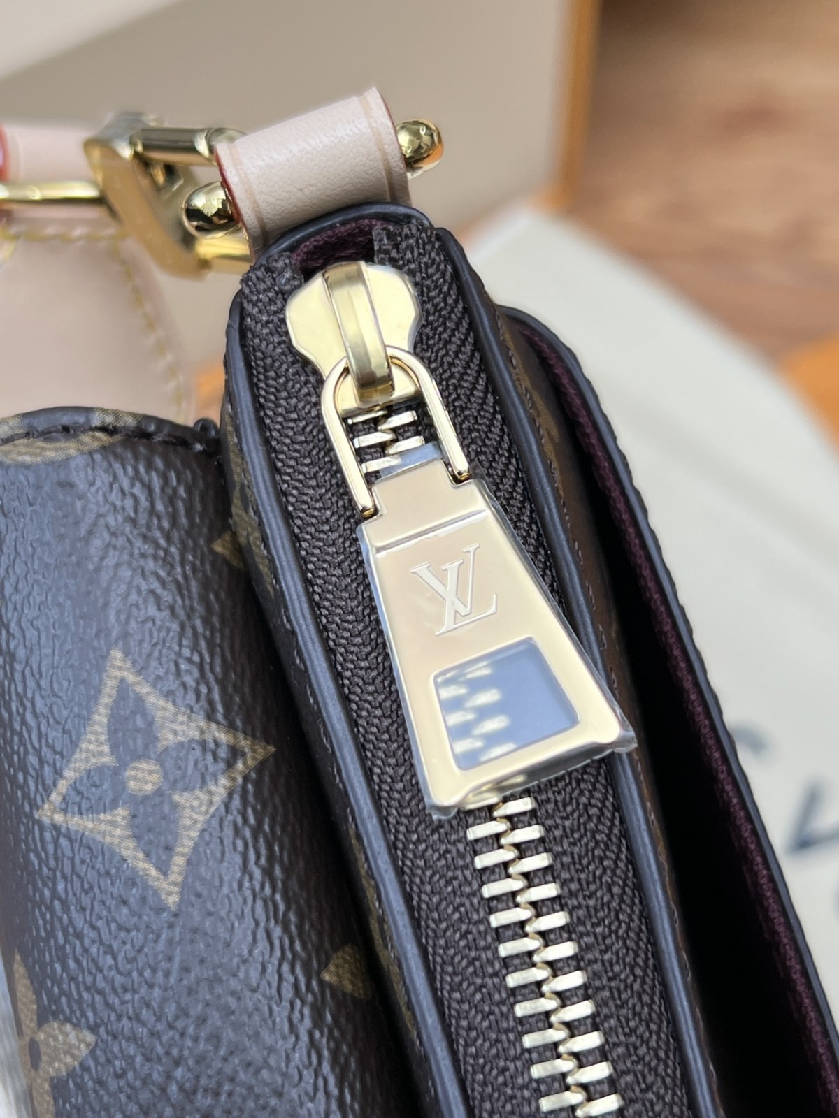 Shebag super replica Louis Vuitton M46999 Vibe bag review(2025 May updated)-Bescht Qualitéit Fake Louis Vuitton Bag Online Store, Replica Designer Bag ru