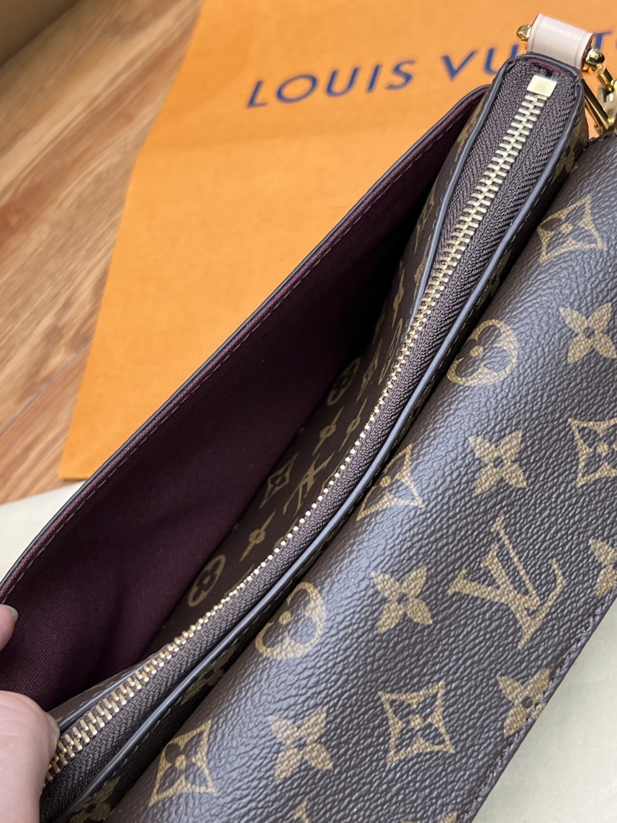 Shebag super replica Louis Vuitton M46999 Vibe bag review(2025 May updated)-Bescht Qualitéit Fake Louis Vuitton Bag Online Store, Replica Designer Bag ru