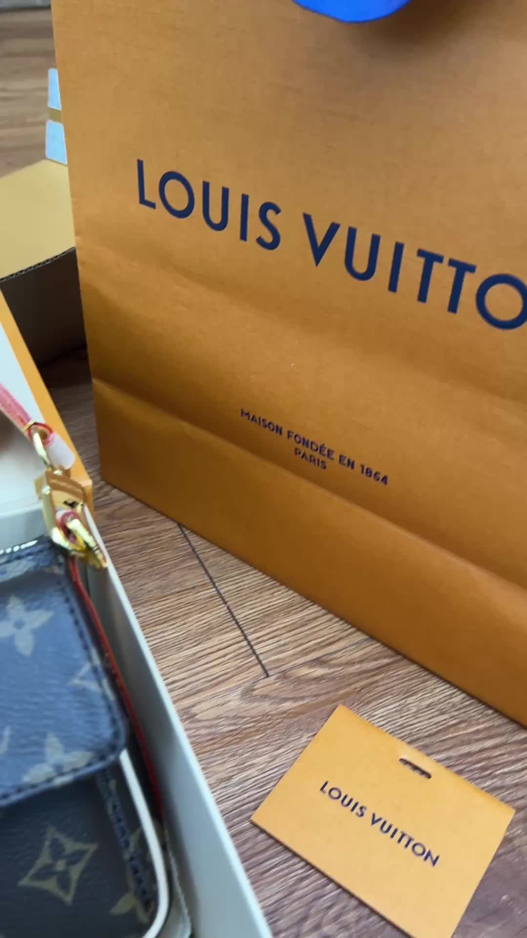 Shebag super replica Louis Vuitton M46999 Vibe bag review(2025 May updated)-Bescht Qualitéit Fake Louis Vuitton Bag Online Store, Replica Designer Bag ru
