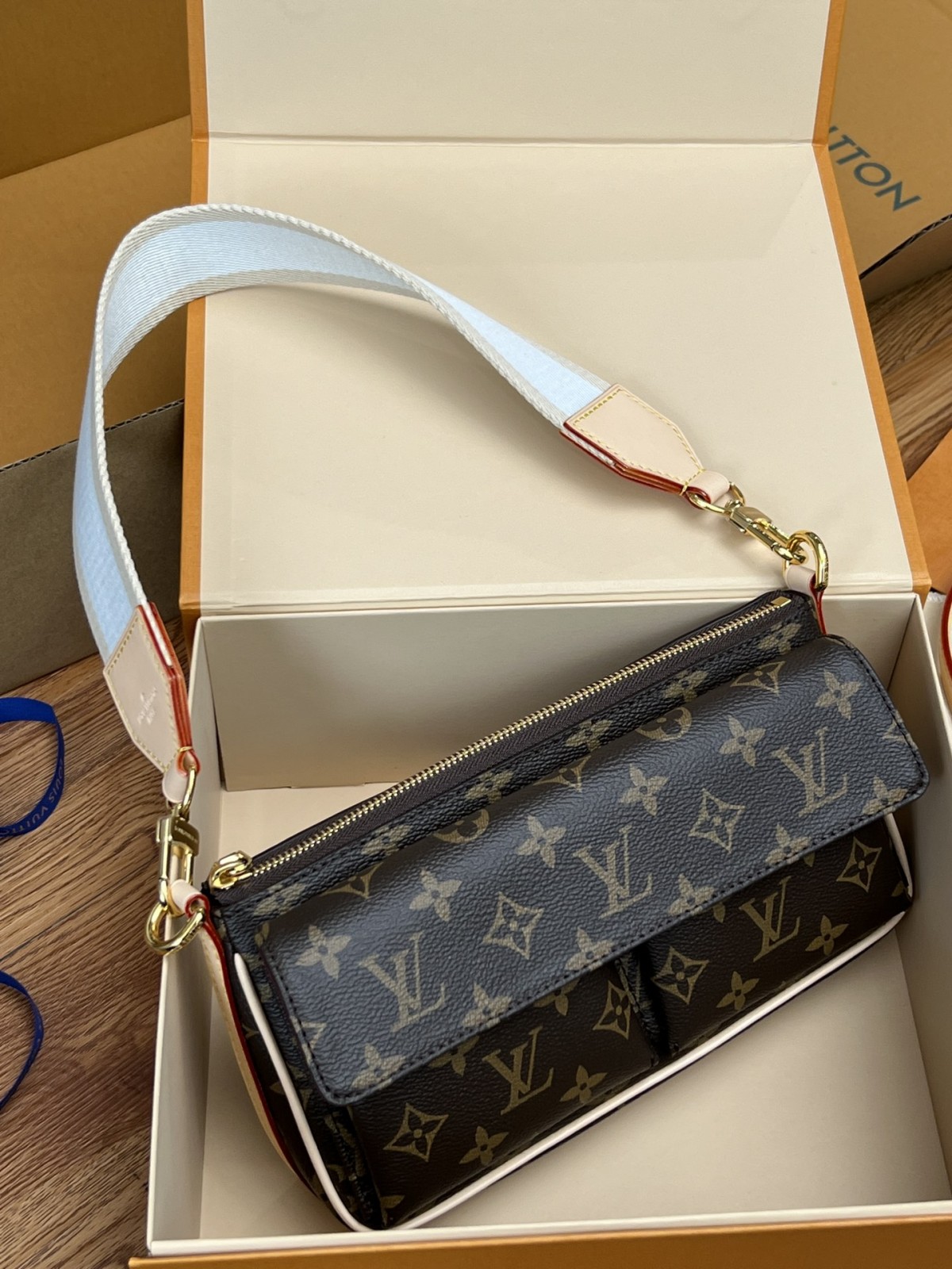 Shebag super replica Louis Vuitton M46999 Vibe bag review(2025 May updated)-Bescht Qualitéit Fake Louis Vuitton Bag Online Store, Replica Designer Bag ru