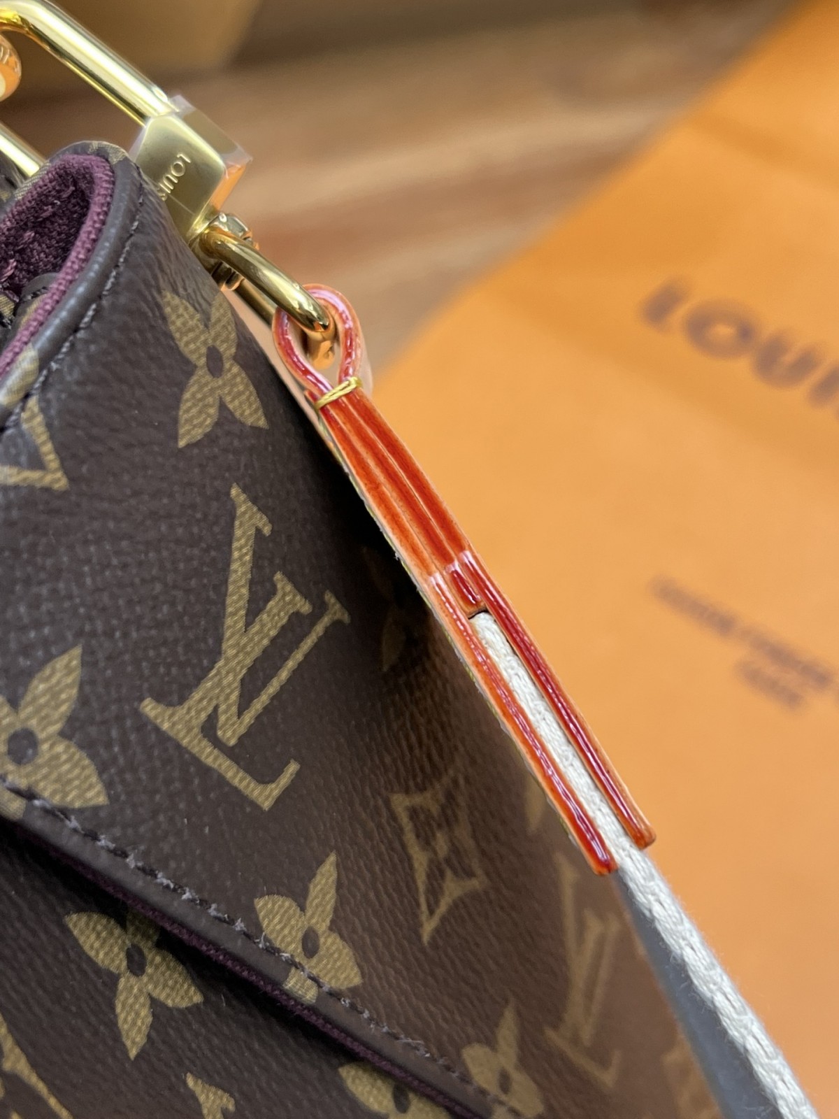 Shebag super replica Louis Vuitton M46999 Vibe bag review(2025 May updated)-Bescht Qualitéit Fake Louis Vuitton Bag Online Store, Replica Designer Bag ru