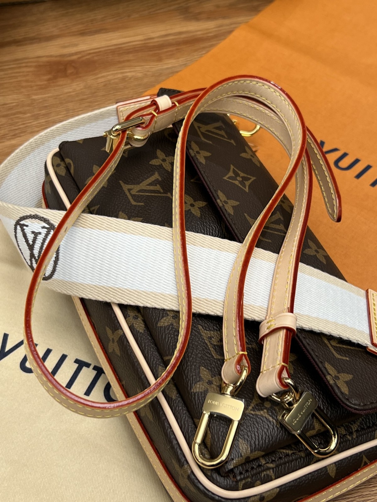Shebag super replica Louis Vuitton M46999 Vibe bag review(2025 May updated)-Bescht Qualitéit Fake Louis Vuitton Bag Online Store, Replica Designer Bag ru