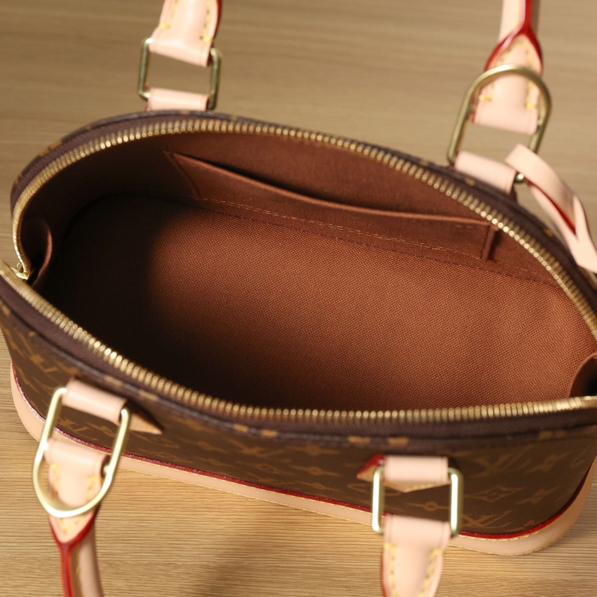 Shebag super replica Louis Vuitton M53152 Alma BB bag review (2025 May updated)-Best Quality Fake Louis Vuitton Bag Online Store, Replica designer bag ru