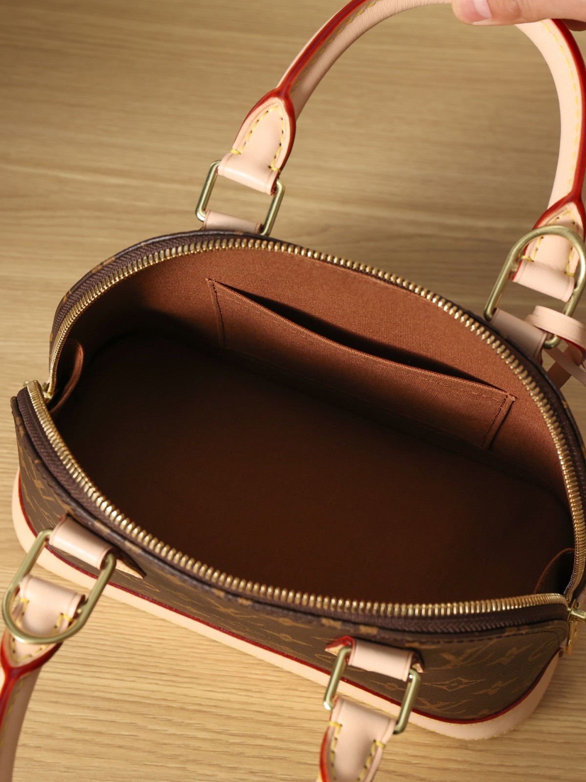 Shebag super replica Louis Vuitton M53152 Alma BB bag review (2025 May updated)-Best Quality Fake Louis Vuitton Bag Online Store, Replica designer bag ru