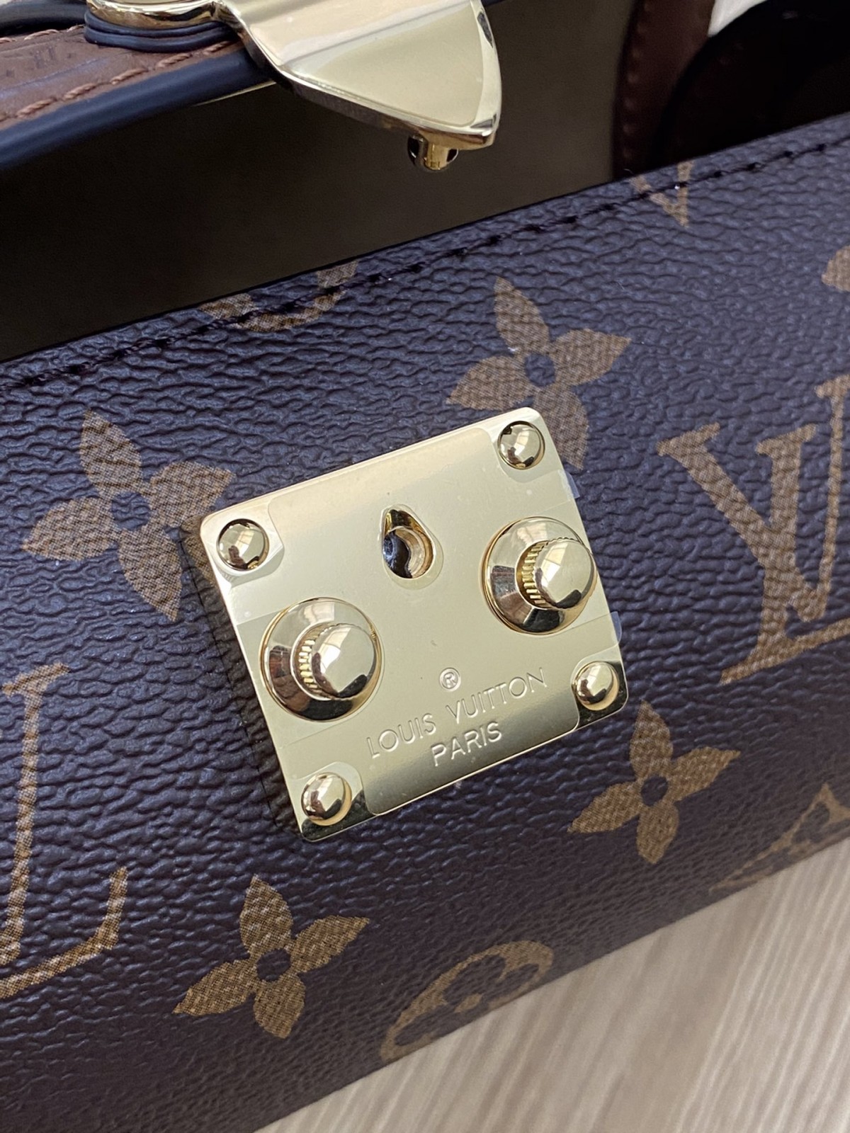 Shebag super replica Louis Vuitton M57835 PAPILLON TRUNK bag review(2025 June updated)-Best Quality Fake Louis Vuitton Bag Online Store, Replica designer bag ru