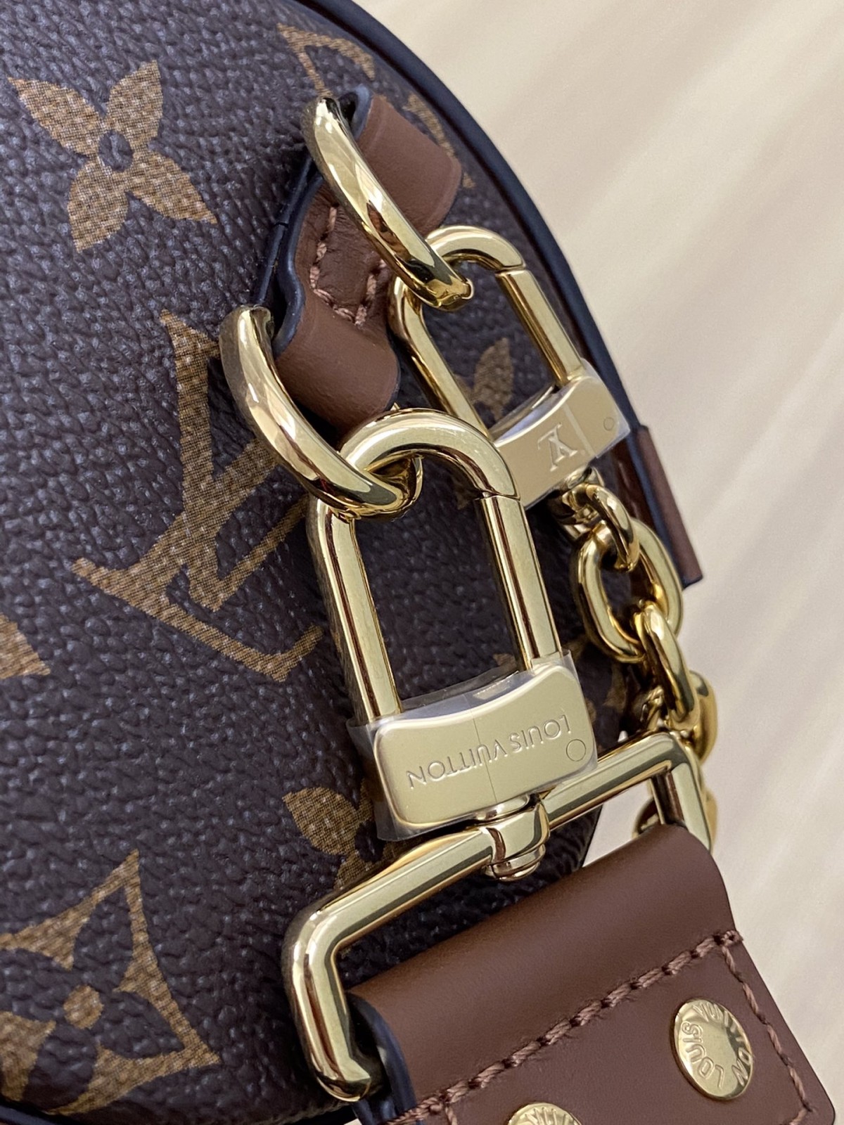Shebag super replica Louis Vuitton M57835 PAPILLON TRUNK bag review(2025 June updated)-Best Quality Fake Louis Vuitton Bag Online Store, Replica designer bag ru