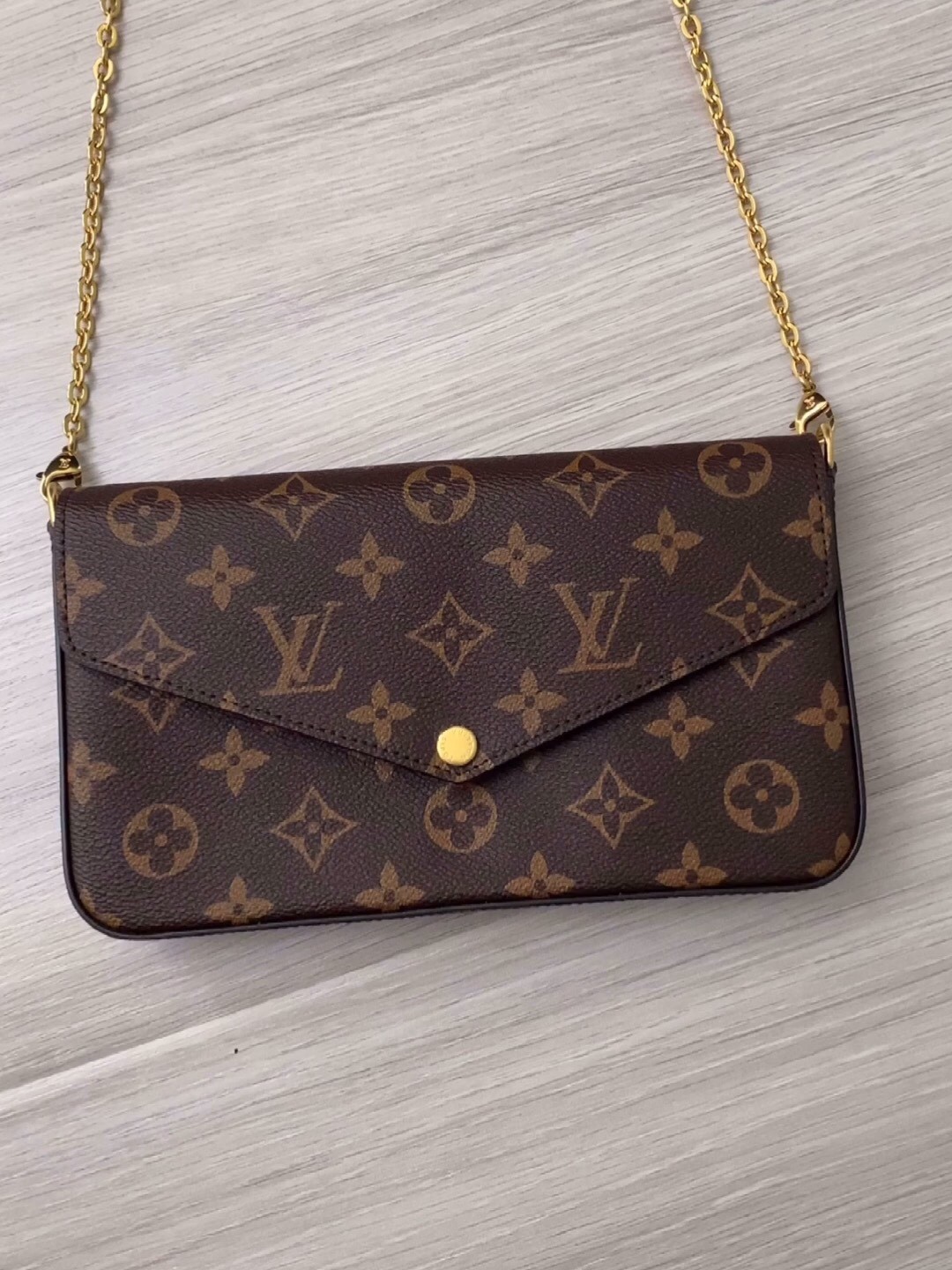 Shebag Super replica Louis Vuitton M61276 POCHETTE FÉLICIE bag review (2025 June updated)-ʻOi aku ka maikaʻi o ka ʻeke Louis Vuitton ʻeke hoʻopunipuni ma ka hale kūʻai pūnaewele, ʻeke hoʻolālā kope ru