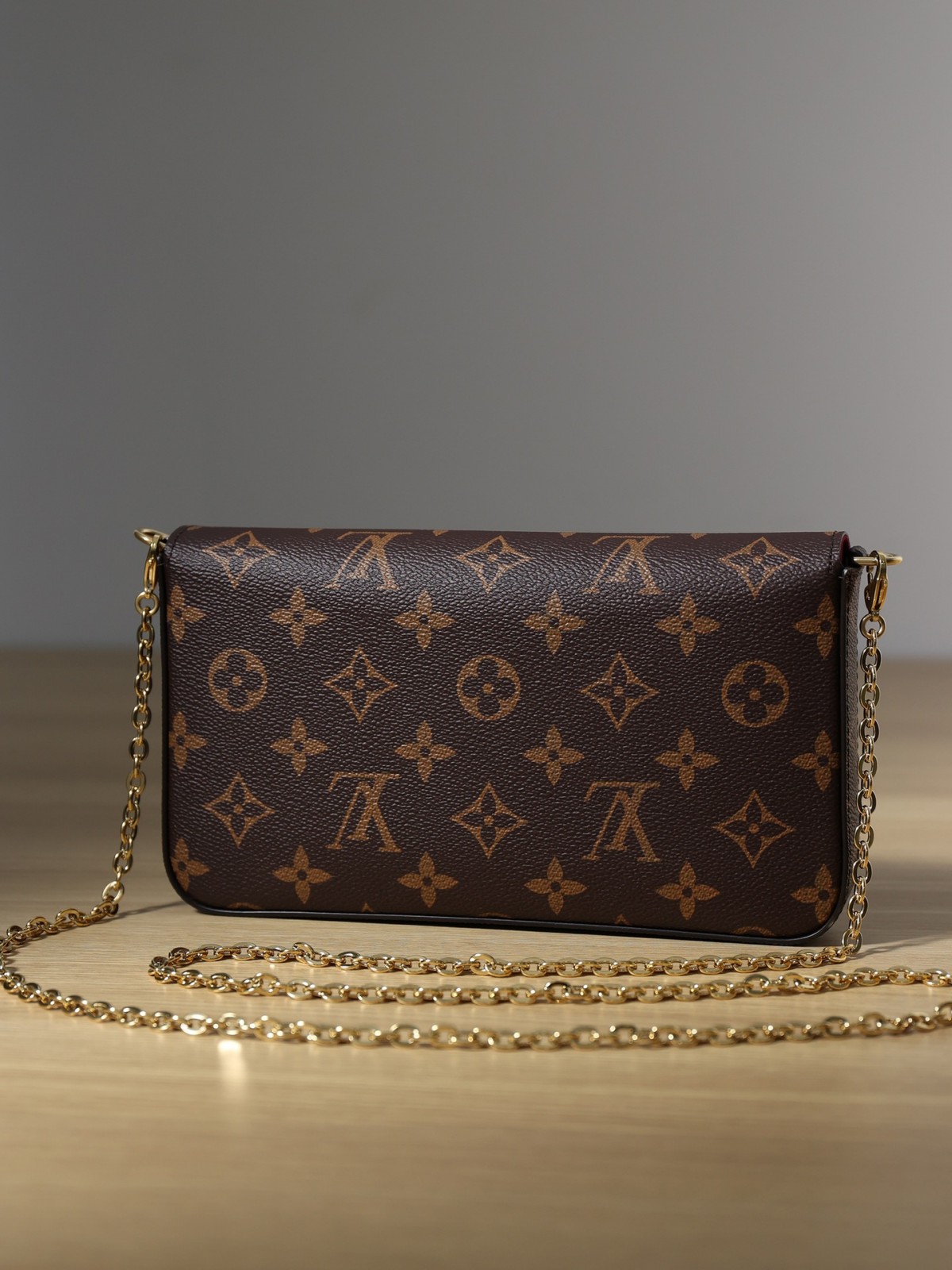 Shebag Super replica Louis Vuitton M61276 POCHETTE FÉLICIE bag review (2025 June updated)-ʻOi aku ka maikaʻi o ka ʻeke Louis Vuitton ʻeke hoʻopunipuni ma ka hale kūʻai pūnaewele, ʻeke hoʻolālā kope ru
