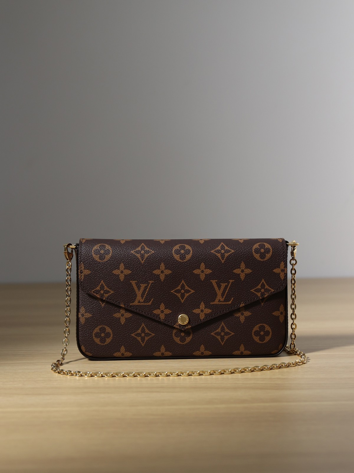 Shebag Super replica Louis Vuitton M61276 POCHETTE FÉLICIE bag review (2025 June updated)-ʻOi aku ka maikaʻi o ka ʻeke Louis Vuitton ʻeke hoʻopunipuni ma ka hale kūʻai pūnaewele, ʻeke hoʻolālā kope ru