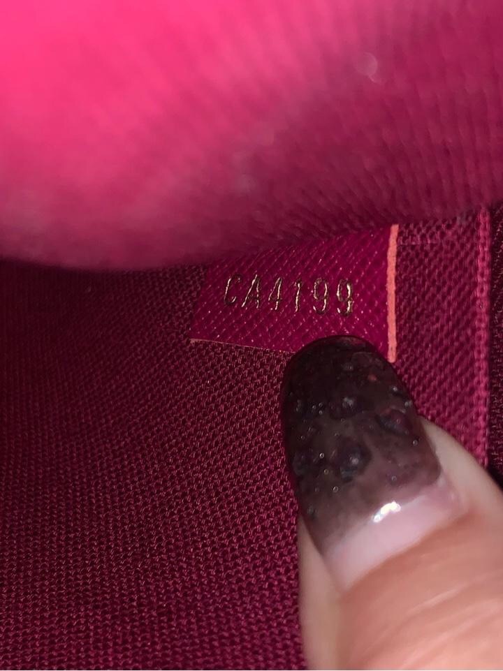 Shebag Super replica Louis Vuitton M61276 POCHETTE FÉLICIE bag review (2025 June updated)-ʻOi aku ka maikaʻi o ka ʻeke Louis Vuitton ʻeke hoʻopunipuni ma ka hale kūʻai pūnaewele, ʻeke hoʻolālā kope ru