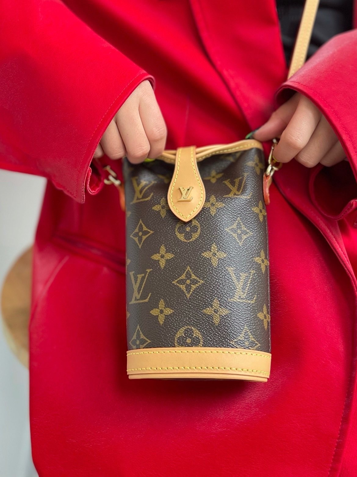 Shebag Super replica Louis Vuitton M80874 Fold Me bag review(2025 June updated)-Best Quality Fake Louis Vuitton Bag Online Store, Replica designer bag ru