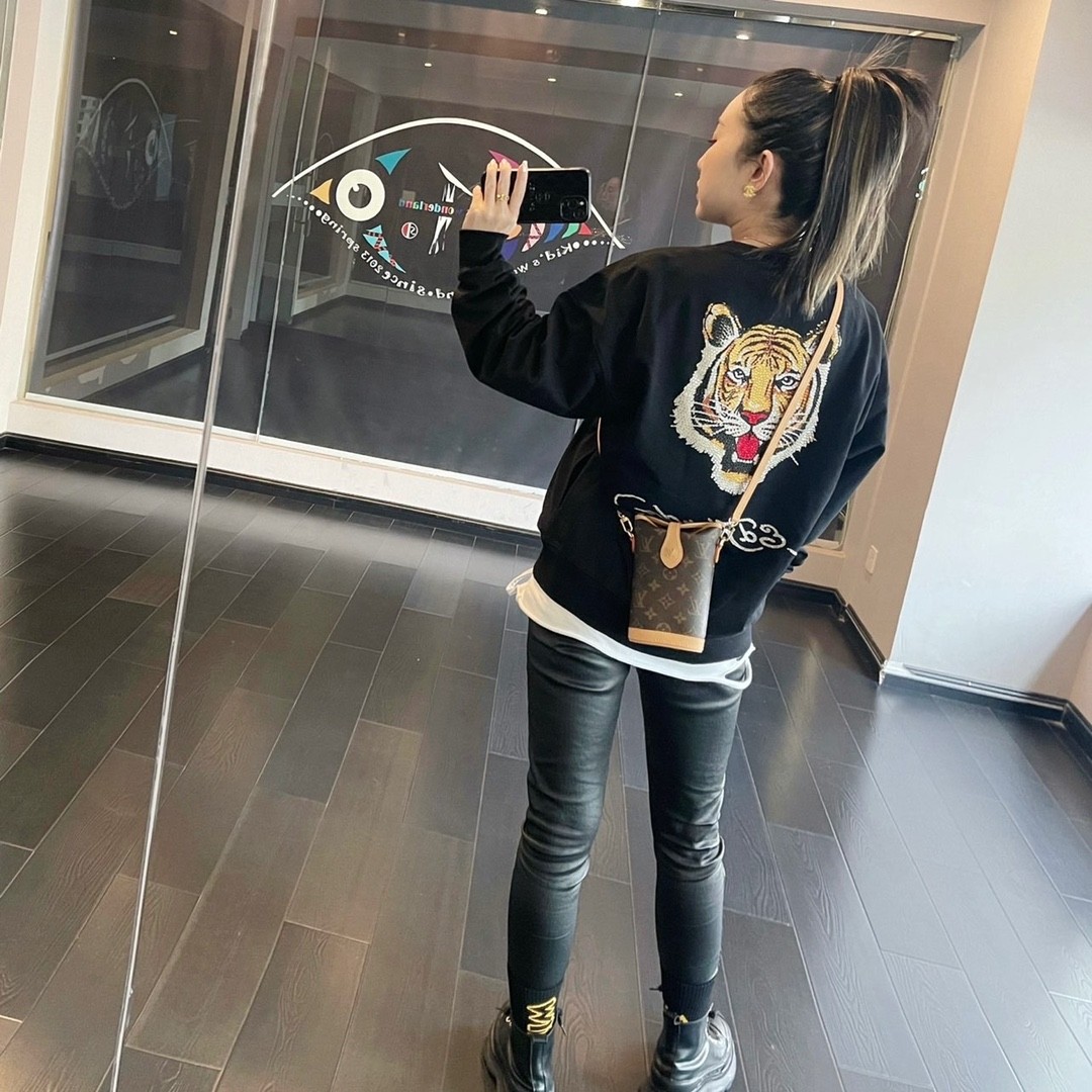 Shebag Super replica Louis Vuitton M80874 Fold Me bag review(2025 June updated)-Best Quality Fake Louis Vuitton Bag Online Store, Replica designer bag ru