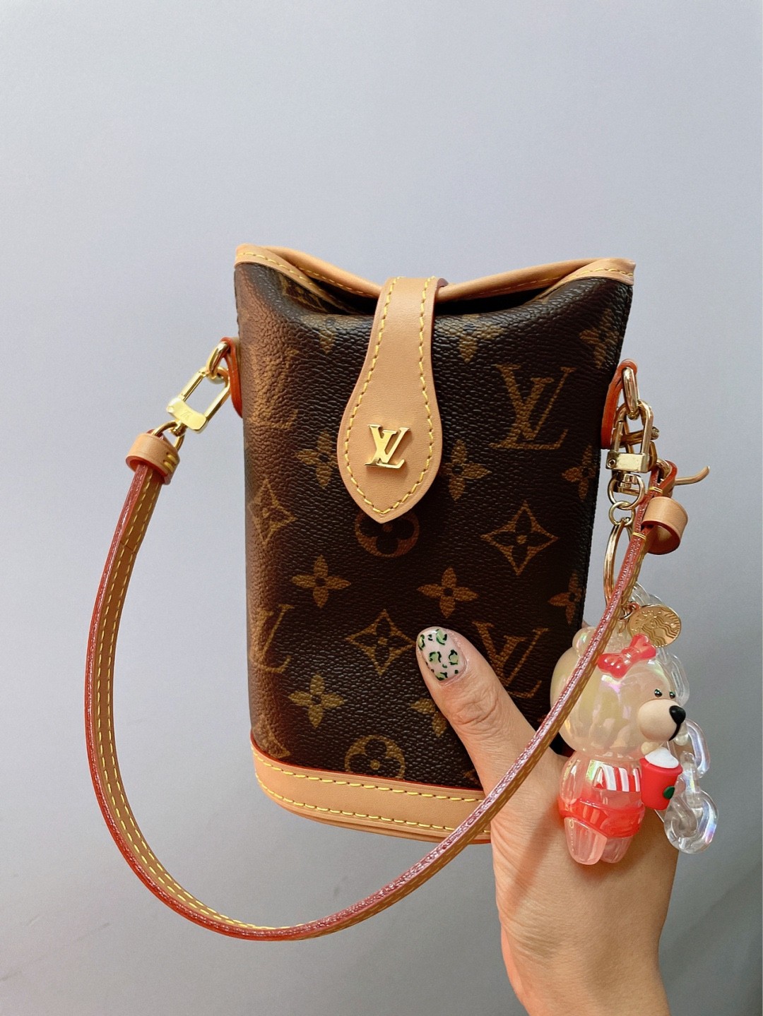 Shebag Super replica Louis Vuitton M80874 Fold Me bag review(2025 June updated)-Best Quality Fake Louis Vuitton Bag Online Store, Replica designer bag ru