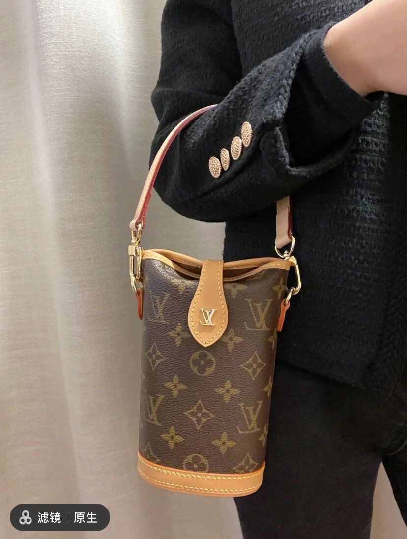 Shebag Super replica Louis Vuitton M80874 Fold Me bag review(2025 June updated)-Best Quality Fake Louis Vuitton Bag Online Store, Replica designer bag ru
