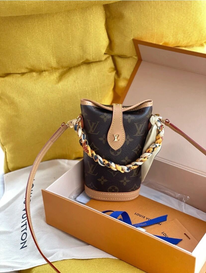 Shebag Super replica Louis Vuitton M80874 Fold Me bag review(2025 June updated)-Best Quality Fake Louis Vuitton Bag Online Store, Replica designer bag ru