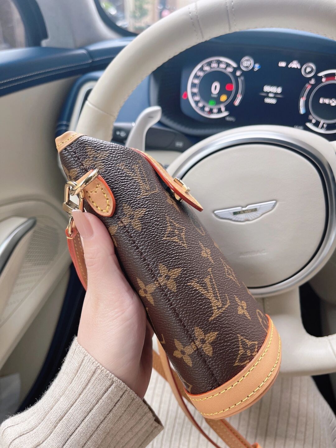 Shebag Super replica Louis Vuitton M80874 Fold Me bag review(2025 June updated)-Best Quality Fake Louis Vuitton Bag Online Store, Replica designer bag ru
