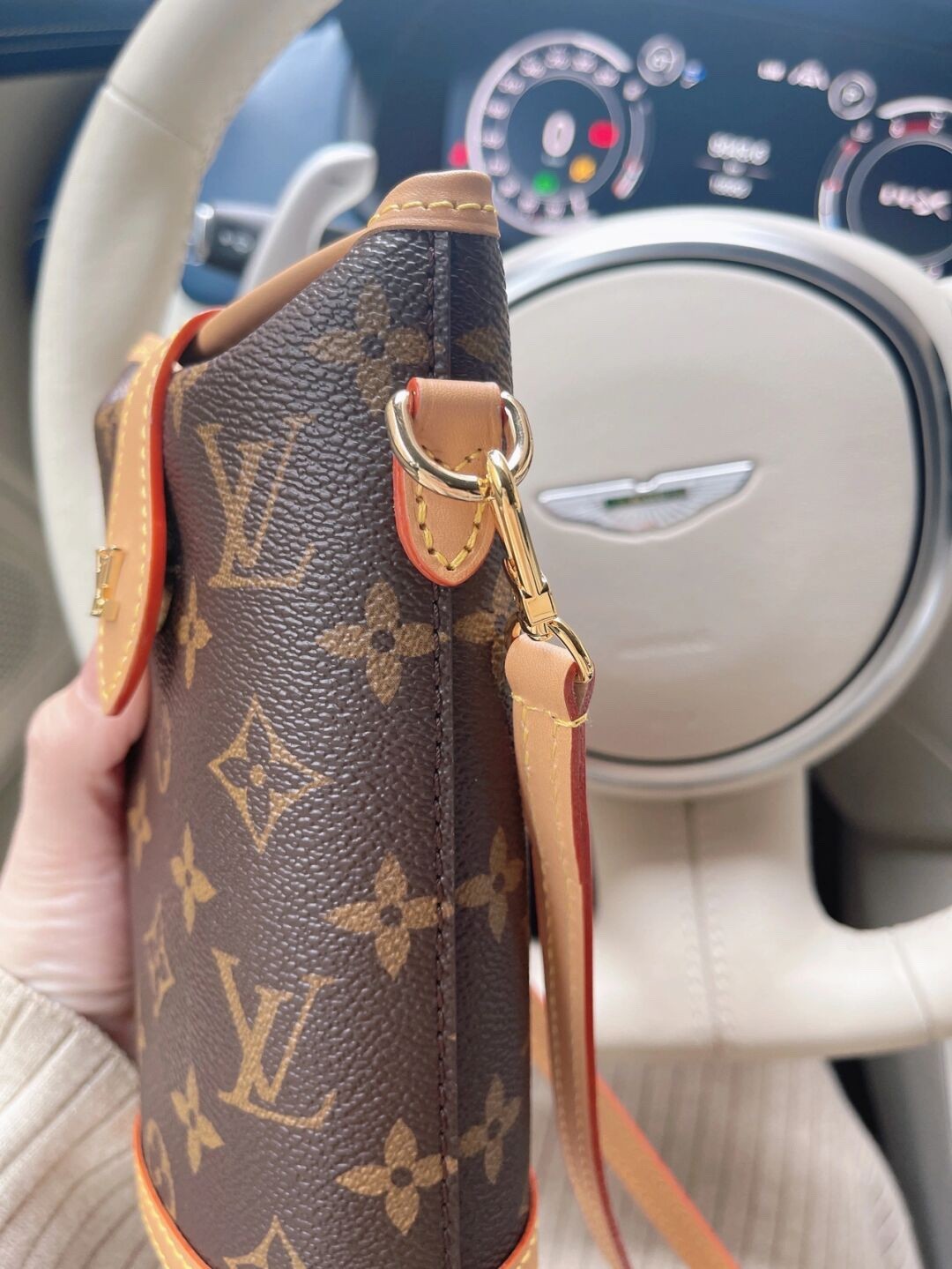 Shebag Super replica Louis Vuitton M80874 Fold Me bag review(2025 June updated)-Best Quality Fake Louis Vuitton Bag Online Store, Replica designer bag ru