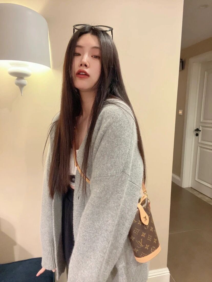 Shebag Super replica Louis Vuitton M80874 Fold Me bag review(2025 June updated)-Best Quality Fake Louis Vuitton Bag Online Store, Replica designer bag ru