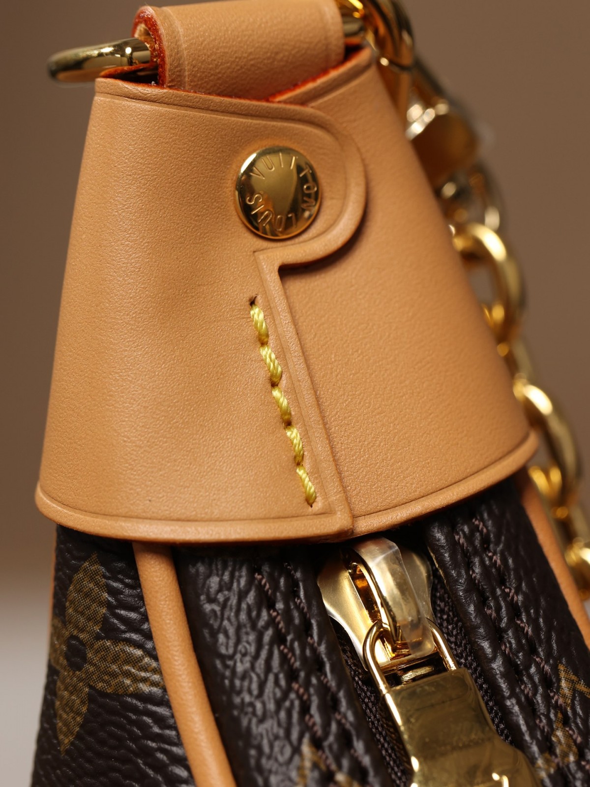 Shebag Super replica Louis Vuitton M81098 LOOP bag review (2025 June updated)-Best Quality Fake designer Bag Review, Replica designer bag ru