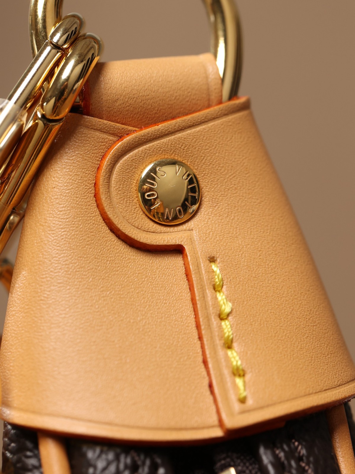 Shebag Super replica Louis Vuitton M81098 LOOP bag review (2025 June updated)-Best Quality Fake designer Bag Review, Replica designer bag ru