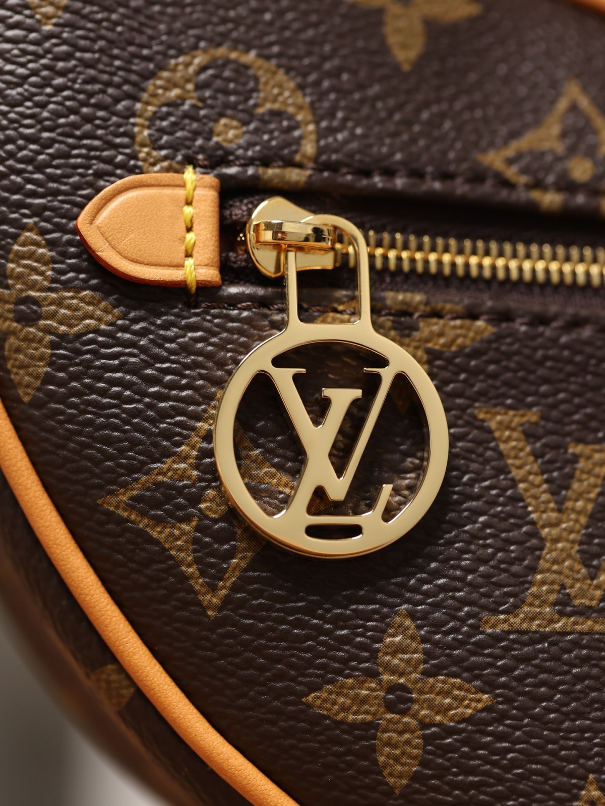 Shebag Super replica Louis Vuitton M81098 LOOP bag review (2025 June updated)-Best Quality Fake designer Bag Review, Replica designer bag ru