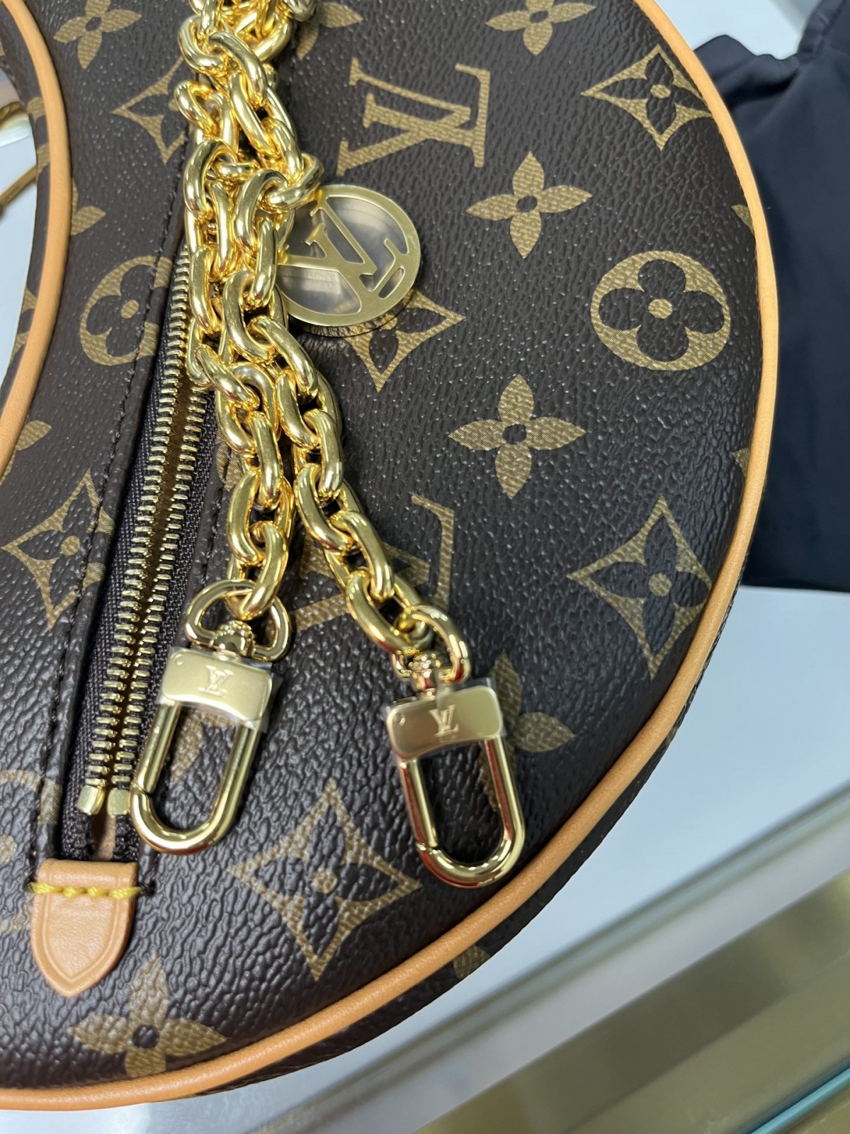 Shebag Super replica Louis Vuitton M81098 LOOP bag review (2025 June updated)-Best Quality Fake designer Bag Review, Replica designer bag ru