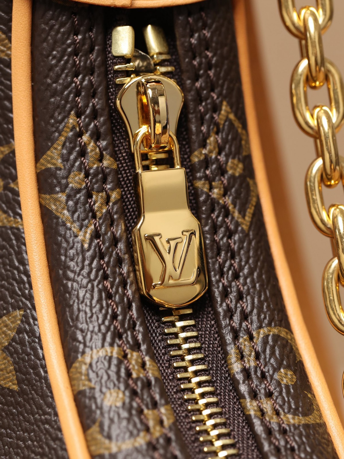 Shebag Super replica Louis Vuitton M81098 LOOP bag review (2025 June updated)-Best Quality Fake designer Bag Review, Replica designer bag ru