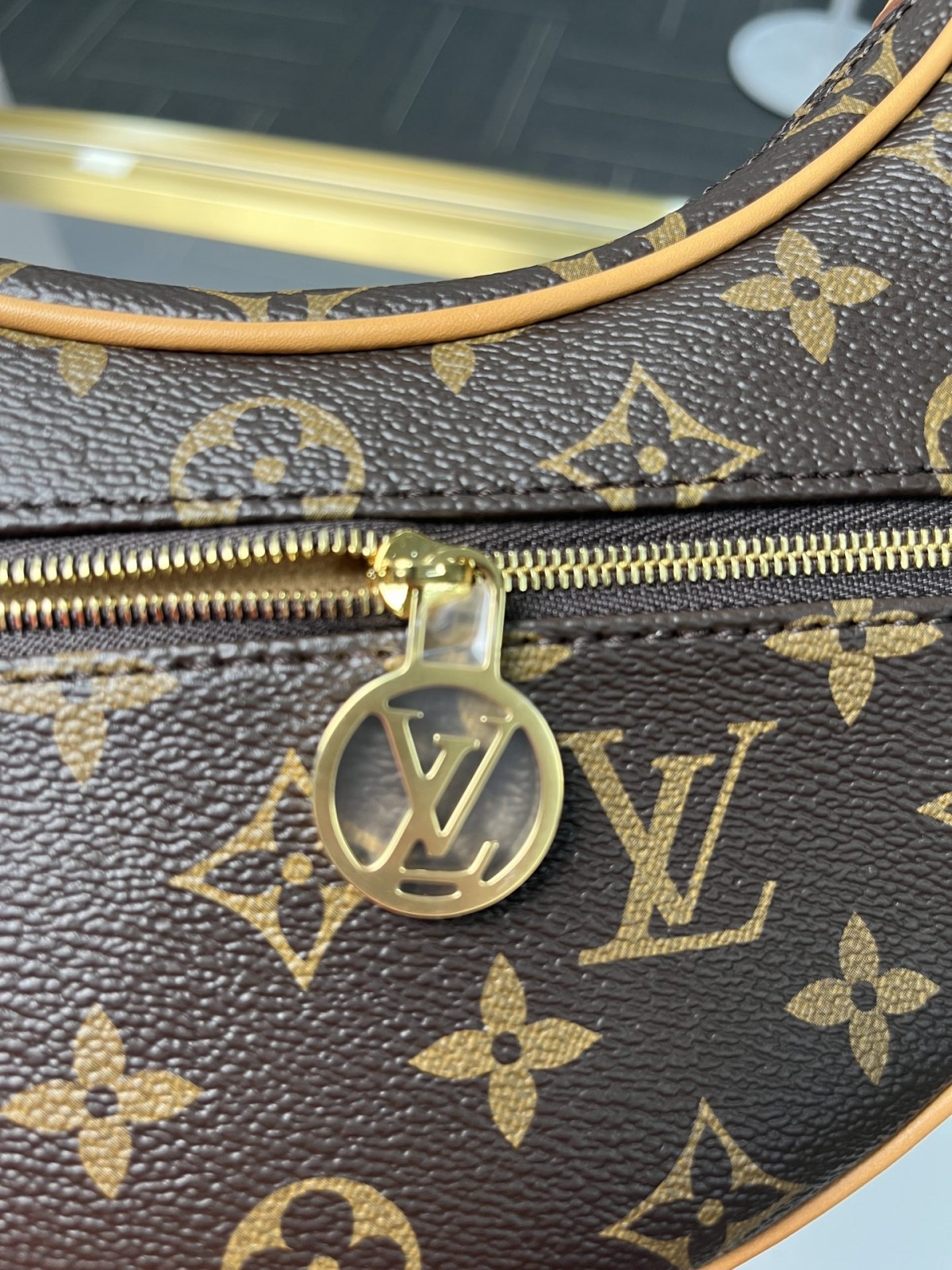 Shebag Super replica Louis Vuitton M81098 LOOP bag review (2025 June updated)-Best Quality Fake designer Bag Review, Replica designer bag ru
