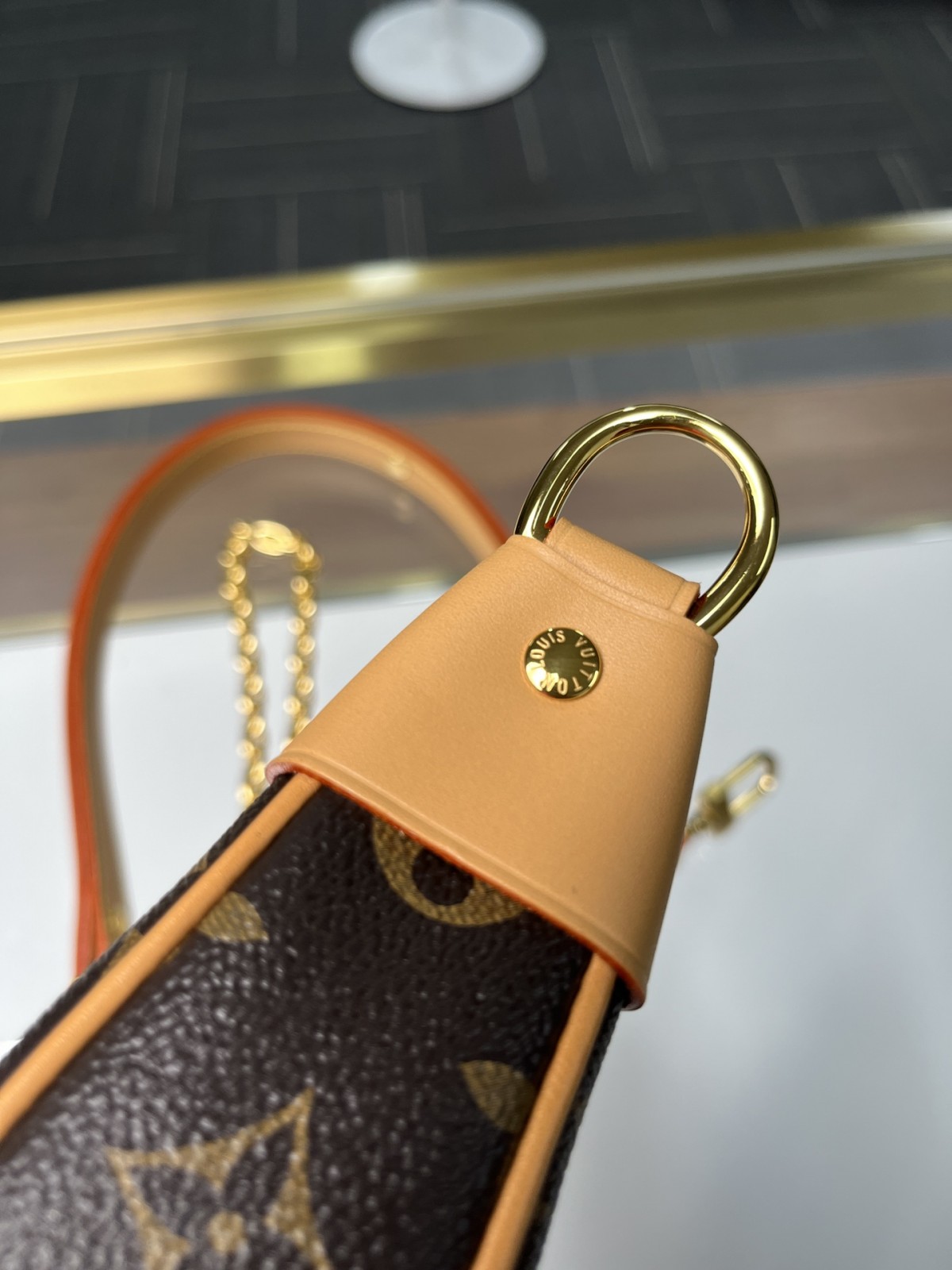 Shebag Super replica Louis Vuitton M81098 LOOP bag review (2025 June updated)-Best Quality Fake designer Bag Review, Replica designer bag ru