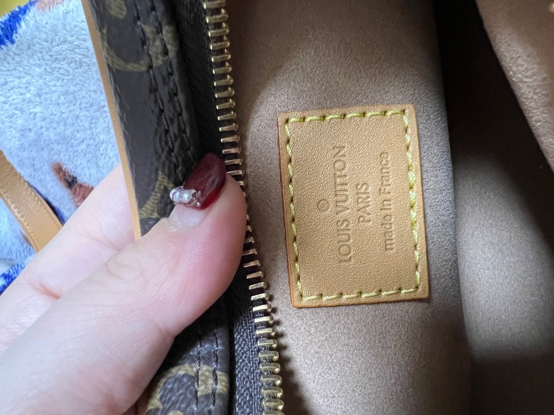 Shebag Super replica Louis Vuitton M81098 LOOP bag review (2025 June updated)-Best Quality Fake designer Bag Review, Replica designer bag ru