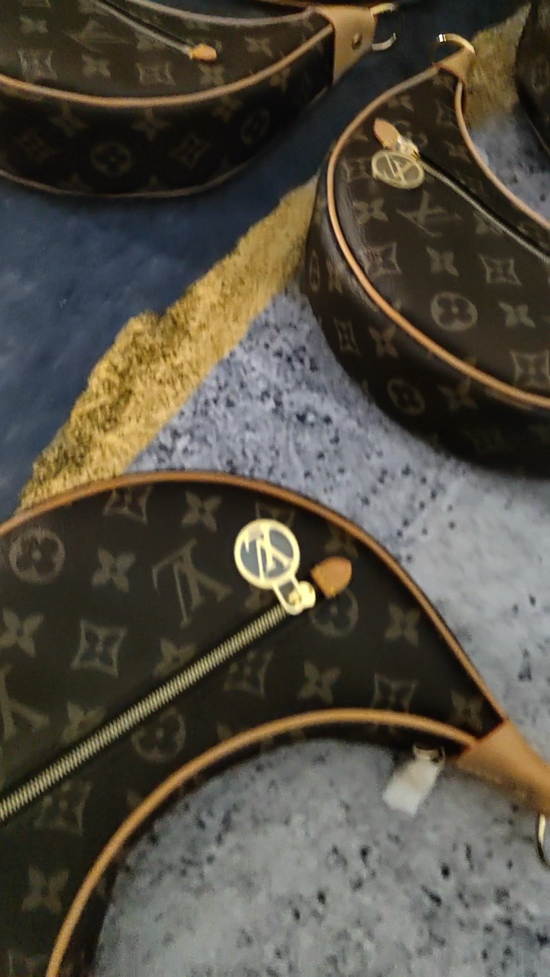 Shebag Super replica Louis Vuitton M81098 LOOP bag review (2025 June updated)-Best Quality Fake designer Bag Review, Replica designer bag ru
