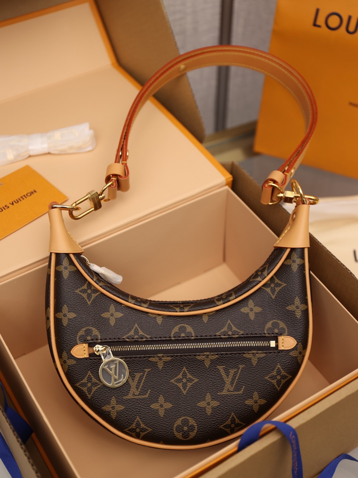 Shebag Super replica Louis Vuitton M81098 LOOP bag review (2025 June updated)-Best Quality Fake designer Bag Review, Replica designer bag ru