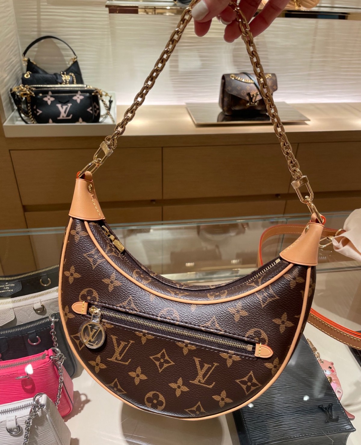 Shebag Super replica Louis Vuitton M81098 LOOP bag review (2025 June updated)-Best Quality Fake designer Bag Review, Replica designer bag ru