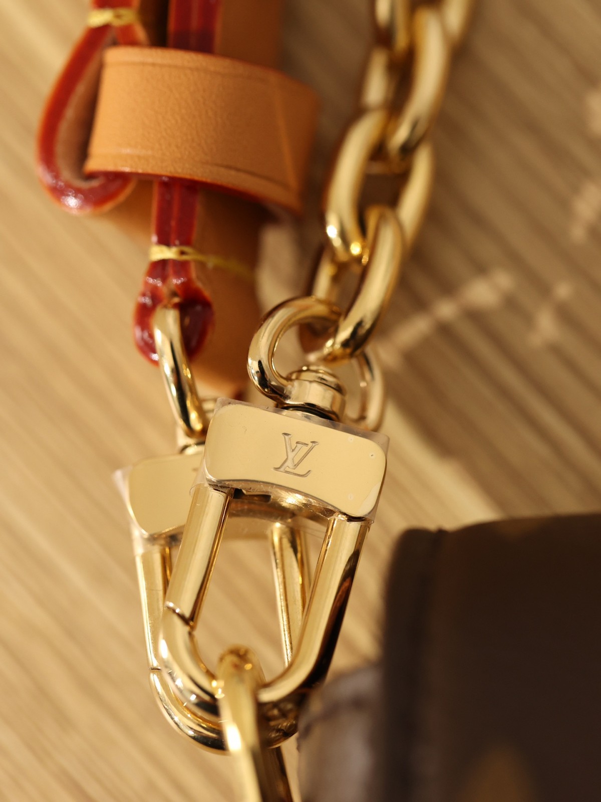 Shebag super replica Louis Vuitton M81911 WALLET ON CHAIN IVY bag reivew (2025 Jul updated)-ហាងអនឡាញកាបូប Louis Vuitton ក្លែងក្លាយដែលមានគុណភាពល្អបំផុត កាបូបអ្នករចនាម៉ូដចម្លង ru