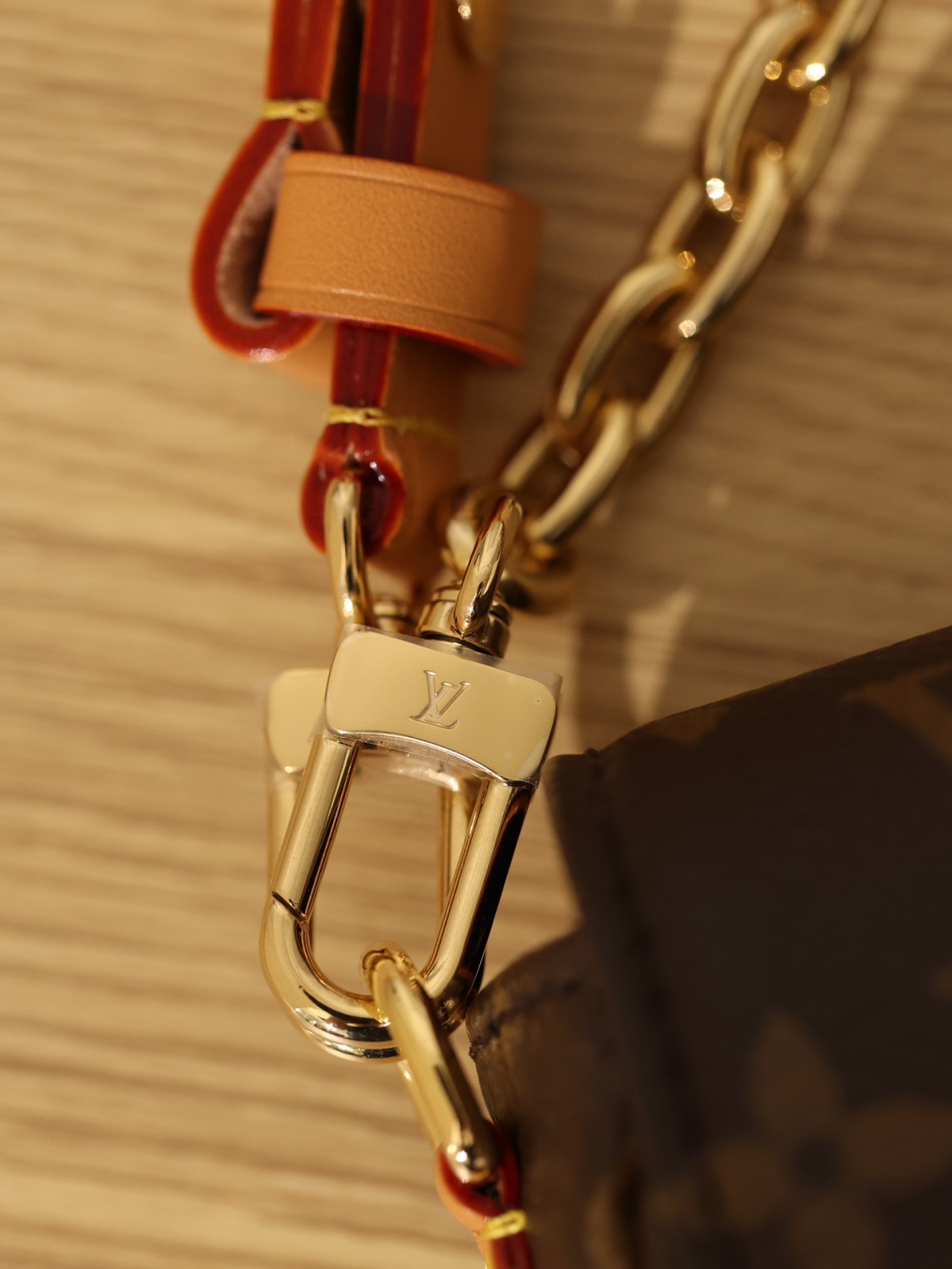 Shebag super replica Louis Vuitton M81911 WALLET ON CHAIN IVY bag reivew (2025 Jul updated)-ហាងអនឡាញកាបូប Louis Vuitton ក្លែងក្លាយដែលមានគុណភាពល្អបំផុត កាបូបអ្នករចនាម៉ូដចម្លង ru