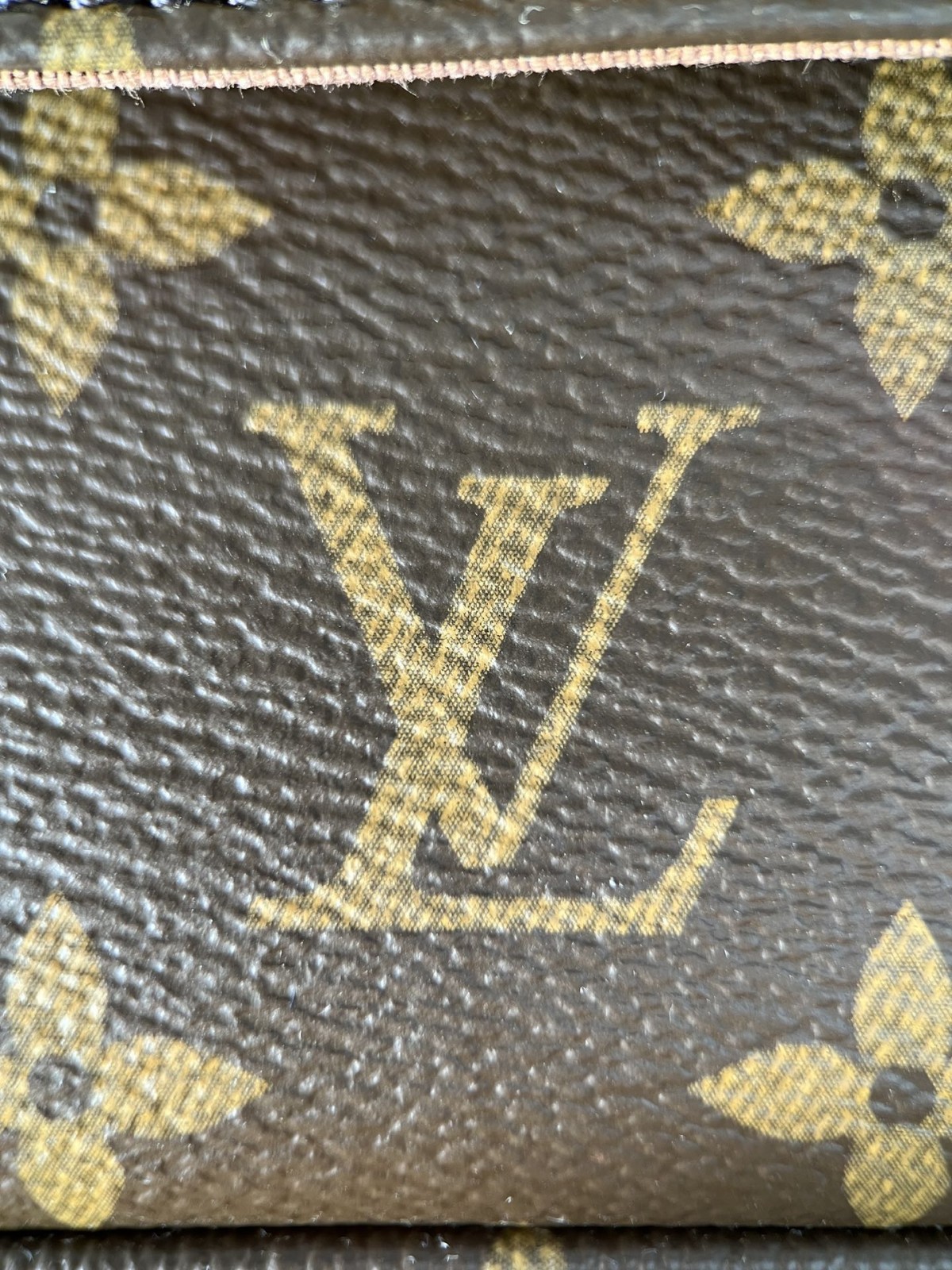 Shebag super replica Louis Vuitton M81911 WALLET ON CHAIN IVY bag reivew (2025 Jul updated)-ហាងអនឡាញកាបូប Louis Vuitton ក្លែងក្លាយដែលមានគុណភាពល្អបំផុត កាបូបអ្នករចនាម៉ូដចម្លង ru