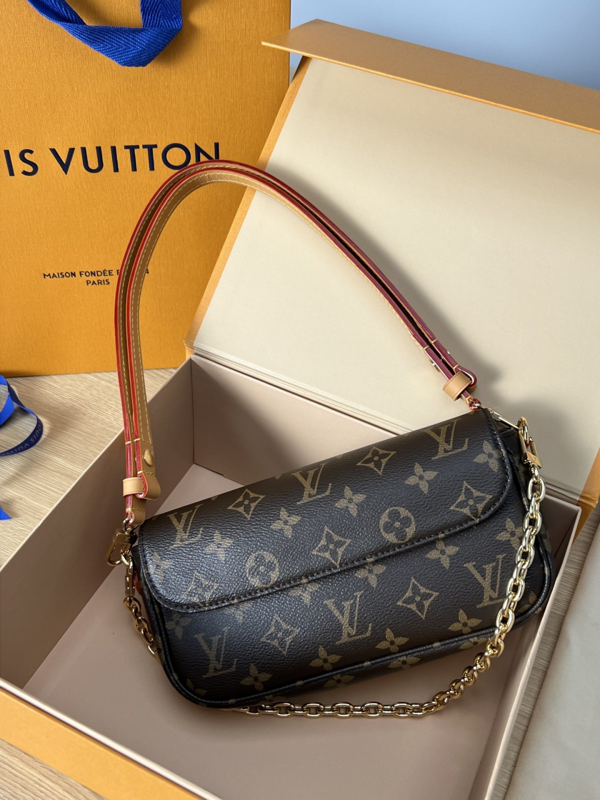 Shebag super replica Louis Vuitton M81911 WALLET ON CHAIN IVY bag reivew (2025 Jul updated)-ហាងអនឡាញកាបូប Louis Vuitton ក្លែងក្លាយដែលមានគុណភាពល្អបំផុត កាបូបអ្នករចនាម៉ូដចម្លង ru