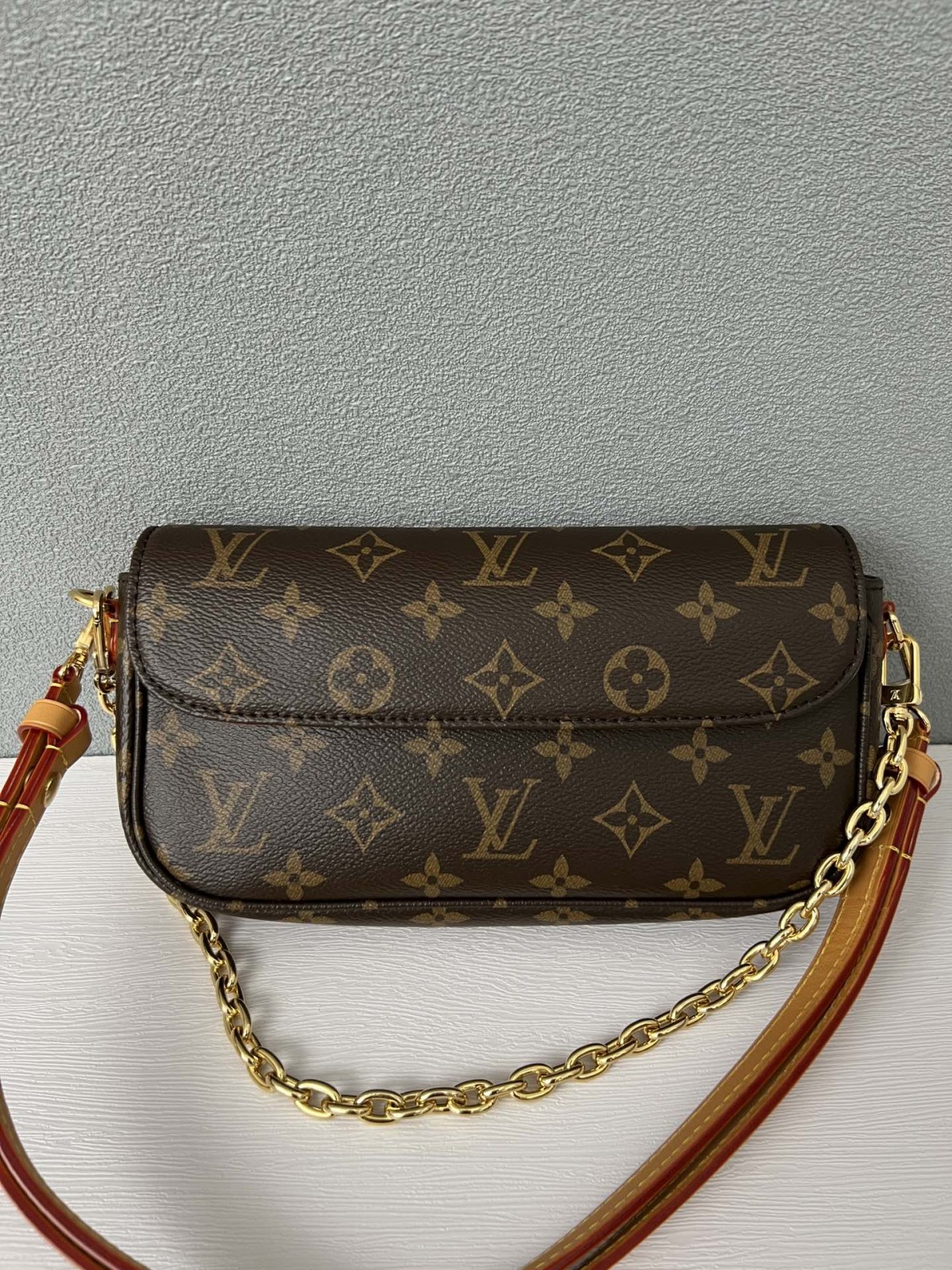 Shebag super replica Louis Vuitton M81911 WALLET ON CHAIN IVY bag reivew (2025 Jul updated)-ហាងអនឡាញកាបូប Louis Vuitton ក្លែងក្លាយដែលមានគុណភាពល្អបំផុត កាបូបអ្នករចនាម៉ូដចម្លង ru