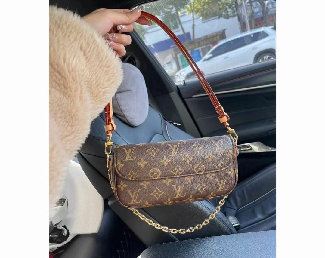 Shebag super replica Louis Vuitton M81911 WALLET ON CHAIN IVY bag reivew (2025 Jul updated)-ហាងអនឡាញកាបូប Louis Vuitton ក្លែងក្លាយដែលមានគុណភាពល្អបំផុត កាបូបអ្នករចនាម៉ូដចម្លង ru