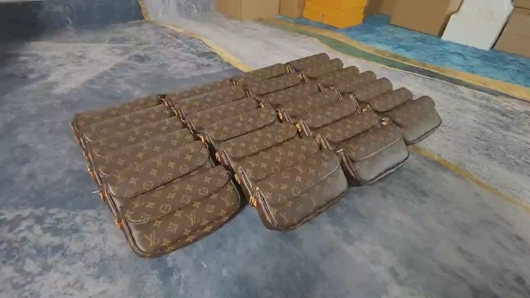 Shebag super replica Louis Vuitton M81911 WALLET ON CHAIN IVY bag reivew (2025 Jul updated)-ហាងអនឡាញកាបូប Louis Vuitton ក្លែងក្លាយដែលមានគុណភាពល្អបំផុត កាបូបអ្នករចនាម៉ូដចម្លង ru