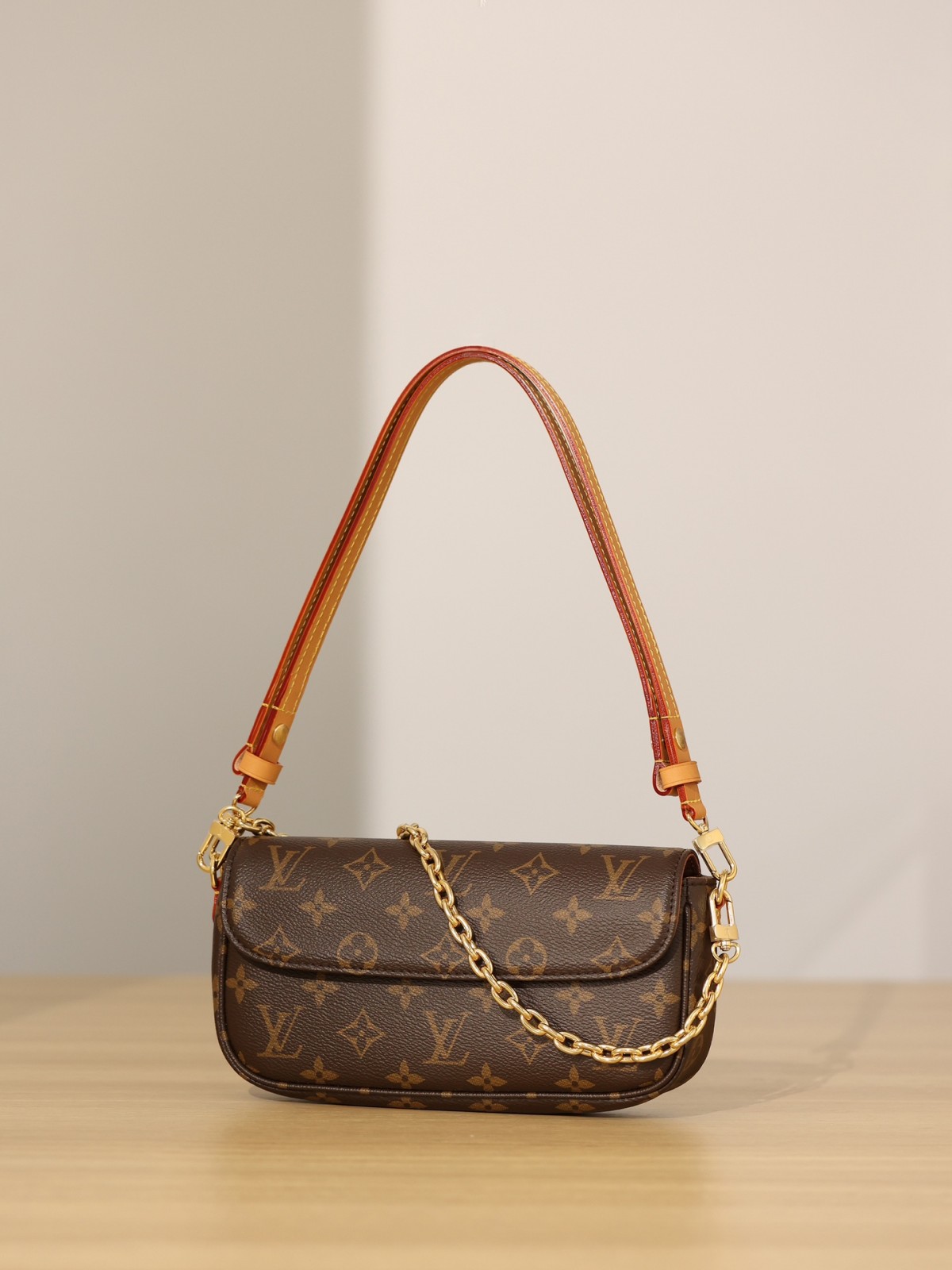 Shebag super replica Louis Vuitton M81911 WALLET ON CHAIN IVY bag reivew (2025 Jul updated)-ហាងអនឡាញកាបូប Louis Vuitton ក្លែងក្លាយដែលមានគុណភាពល្អបំផុត កាបូបអ្នករចនាម៉ូដចម្លង ru