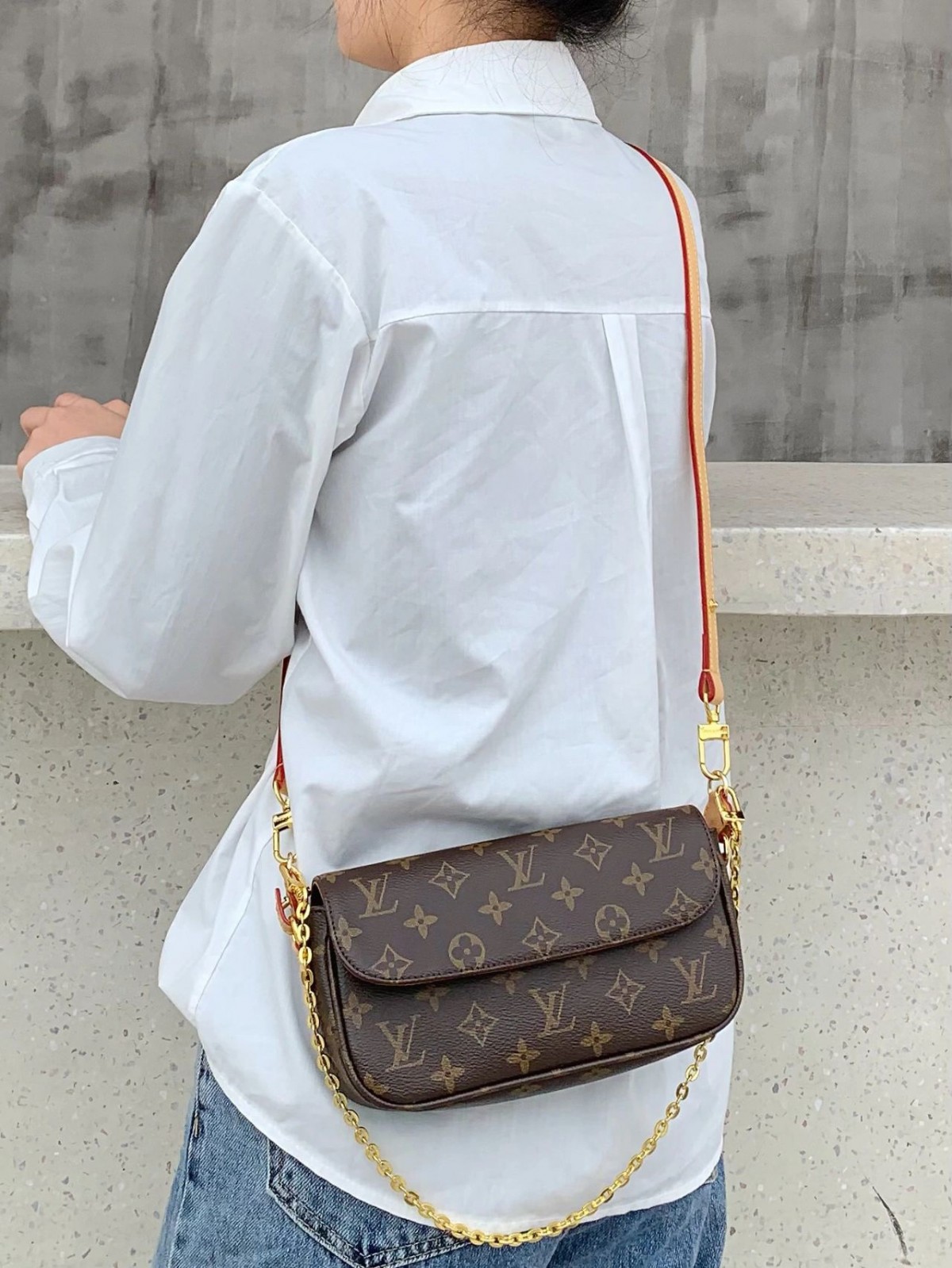 Shebag super replica Louis Vuitton M81911 WALLET ON CHAIN IVY bag reivew (2025 Jul updated)-ហាងអនឡាញកាបូប Louis Vuitton ក្លែងក្លាយដែលមានគុណភាពល្អបំផុត កាបូបអ្នករចនាម៉ូដចម្លង ru