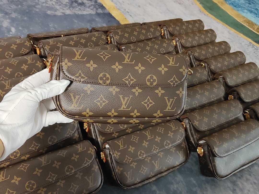 Shebag super replica Louis Vuitton M81911 WALLET ON CHAIN IVY bag reivew (2025 Jul updated)-ហាងអនឡាញកាបូប Louis Vuitton ក្លែងក្លាយដែលមានគុណភាពល្អបំផុត កាបូបអ្នករចនាម៉ូដចម្លង ru