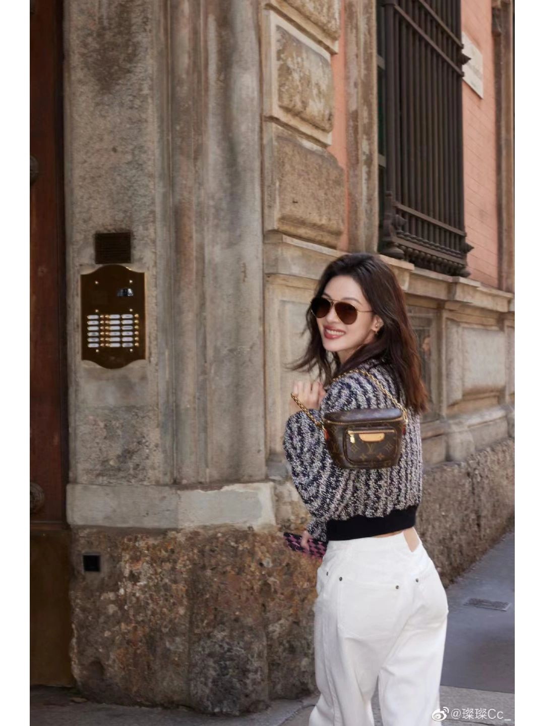Shebag Super replica Louis Vuitton M82335 MINI BUMBAG bag review (2025 July updated)-Best Quality Fake Louis Vuitton Bag Online Store, Replica designer bag ru