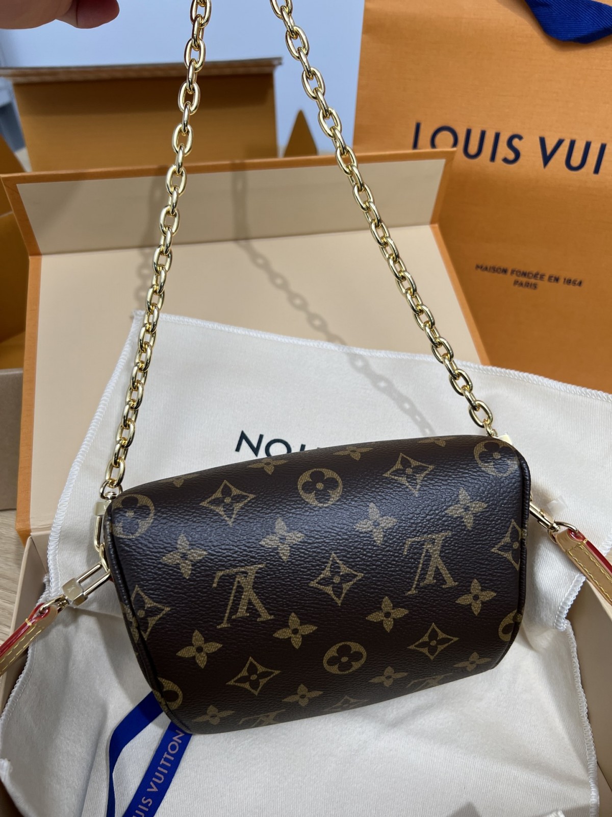 Shebag Super replica Louis Vuitton M82335 MINI BUMBAG bag review (2025 July updated)-Best Quality Fake Louis Vuitton Bag Online Store, Replica designer bag ru