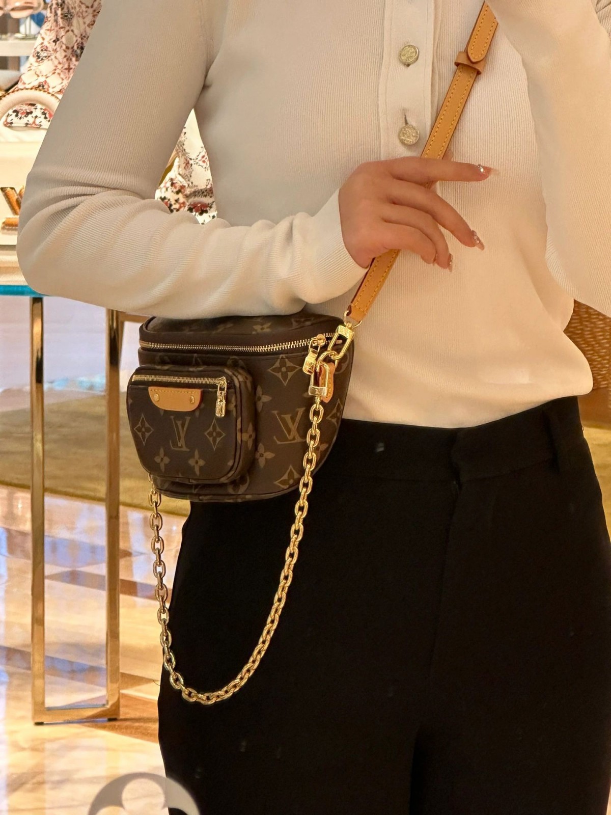 Shebag Super replica Louis Vuitton M82335 MINI BUMBAG bag review (2025 July updated)-Best Quality Fake Louis Vuitton Bag Online Store, Replica designer bag ru