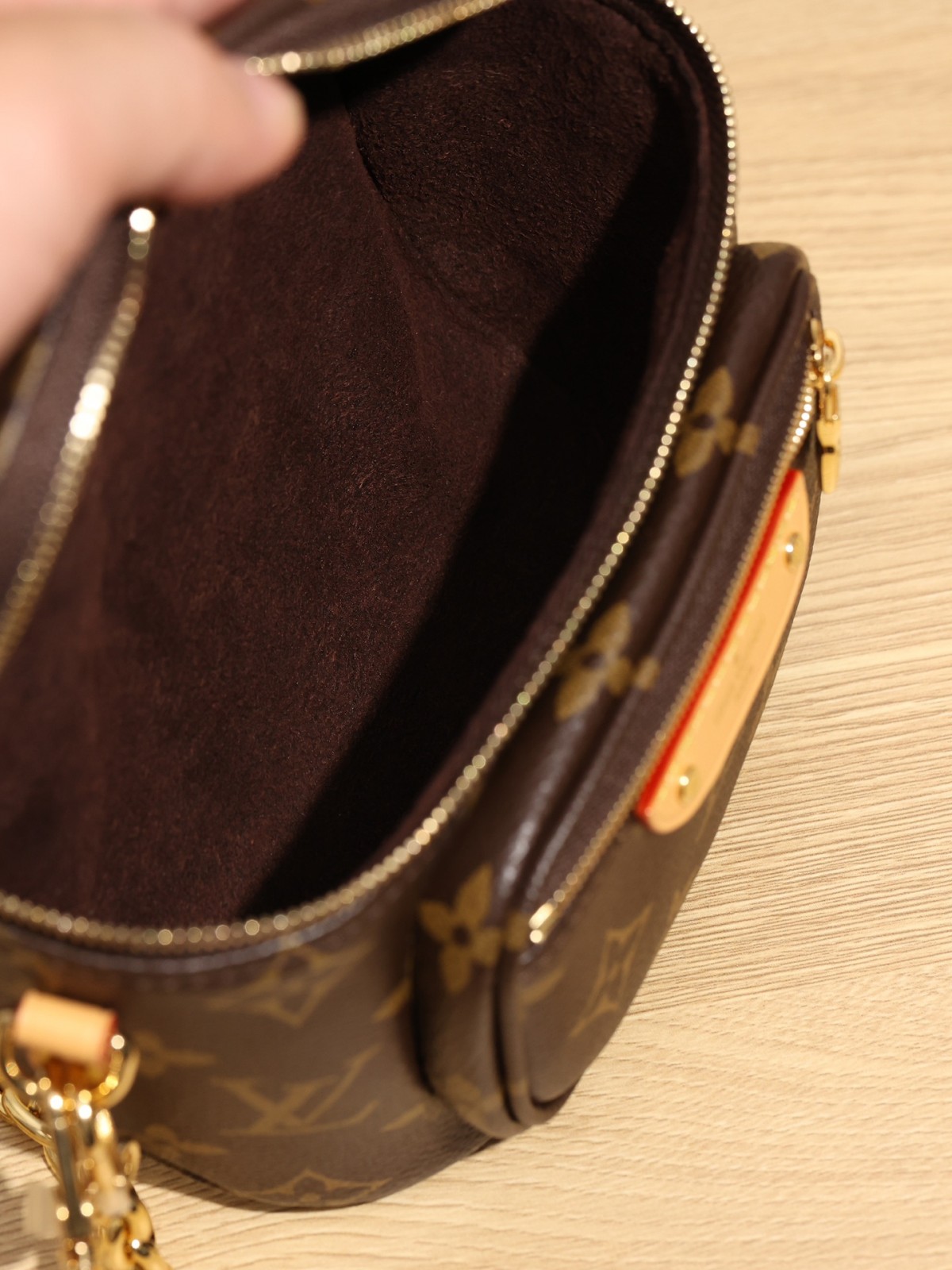 Shebag Super replica Louis Vuitton M82335 MINI BUMBAG bag review (2025 July updated)-Best Quality Fake Louis Vuitton Bag Online Store, Replica designer bag ru