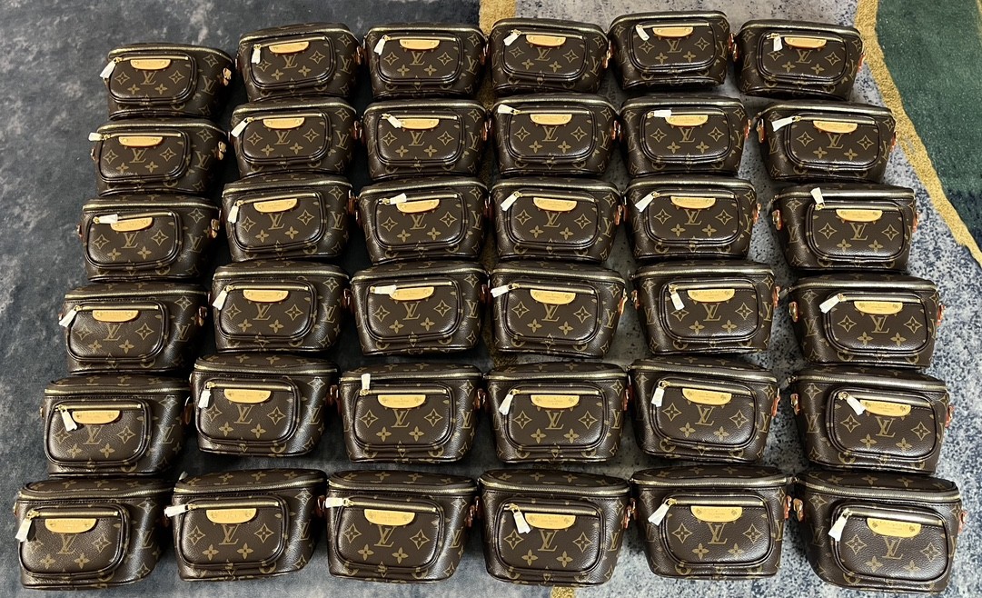 Shebag Super replica Louis Vuitton M82335 MINI BUMBAG bag review (2025 July updated)-Best Quality Fake Louis Vuitton Bag Online Store, Replica designer bag ru
