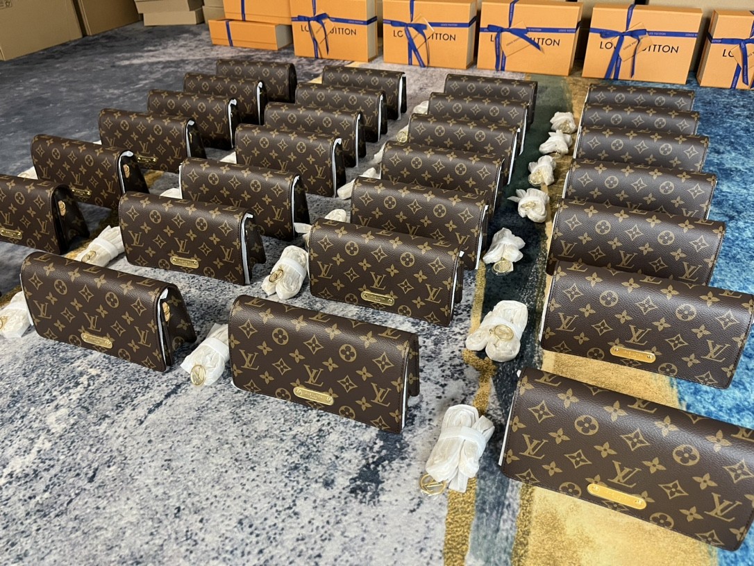 Shebag supre replica Louis Vuitton M82509 WALLET ON CHAIN LILY bag review (2025 July updated)-Zoo Zoo Fake Louis Vuitton Hnab Online Khw, Replica designer hnab ru