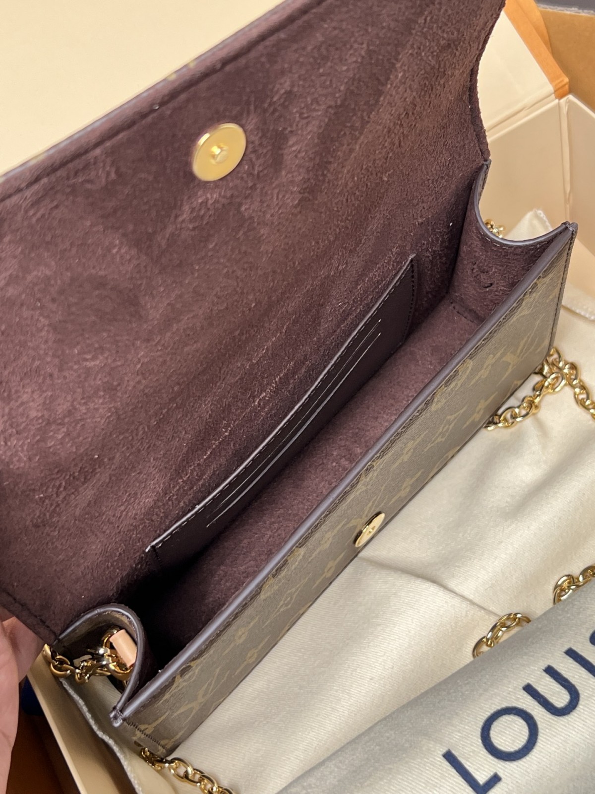 Shebag supre replica Louis Vuitton M82509 WALLET ON CHAIN LILY bag review (2025 July updated)-Zoo Zoo Fake Louis Vuitton Hnab Online Khw, Replica designer hnab ru